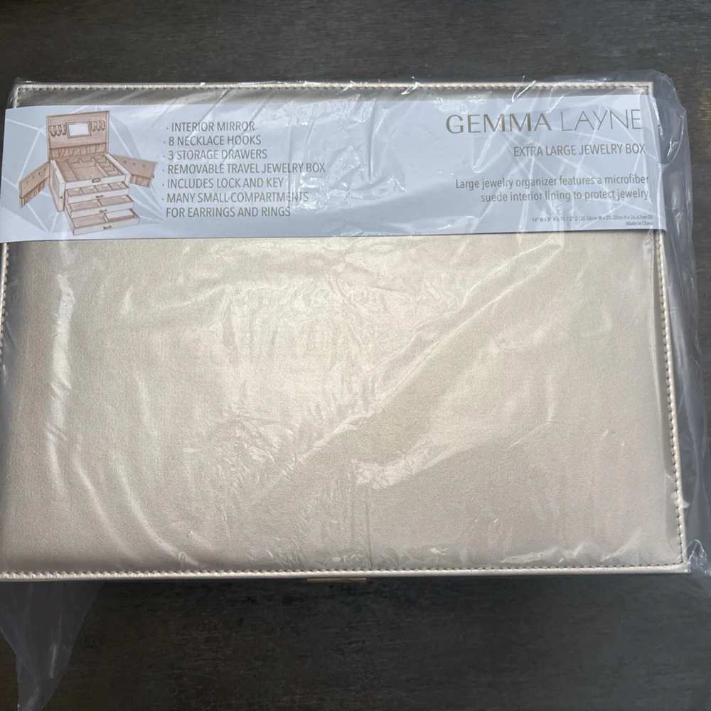 Gemma Layne Ella Jewelry Box In Champagne